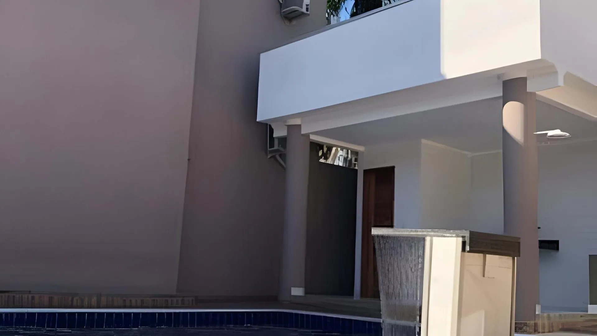 Condominio Com Piscina 500M A Praia De Taperapuan 포르투세구로 아파트