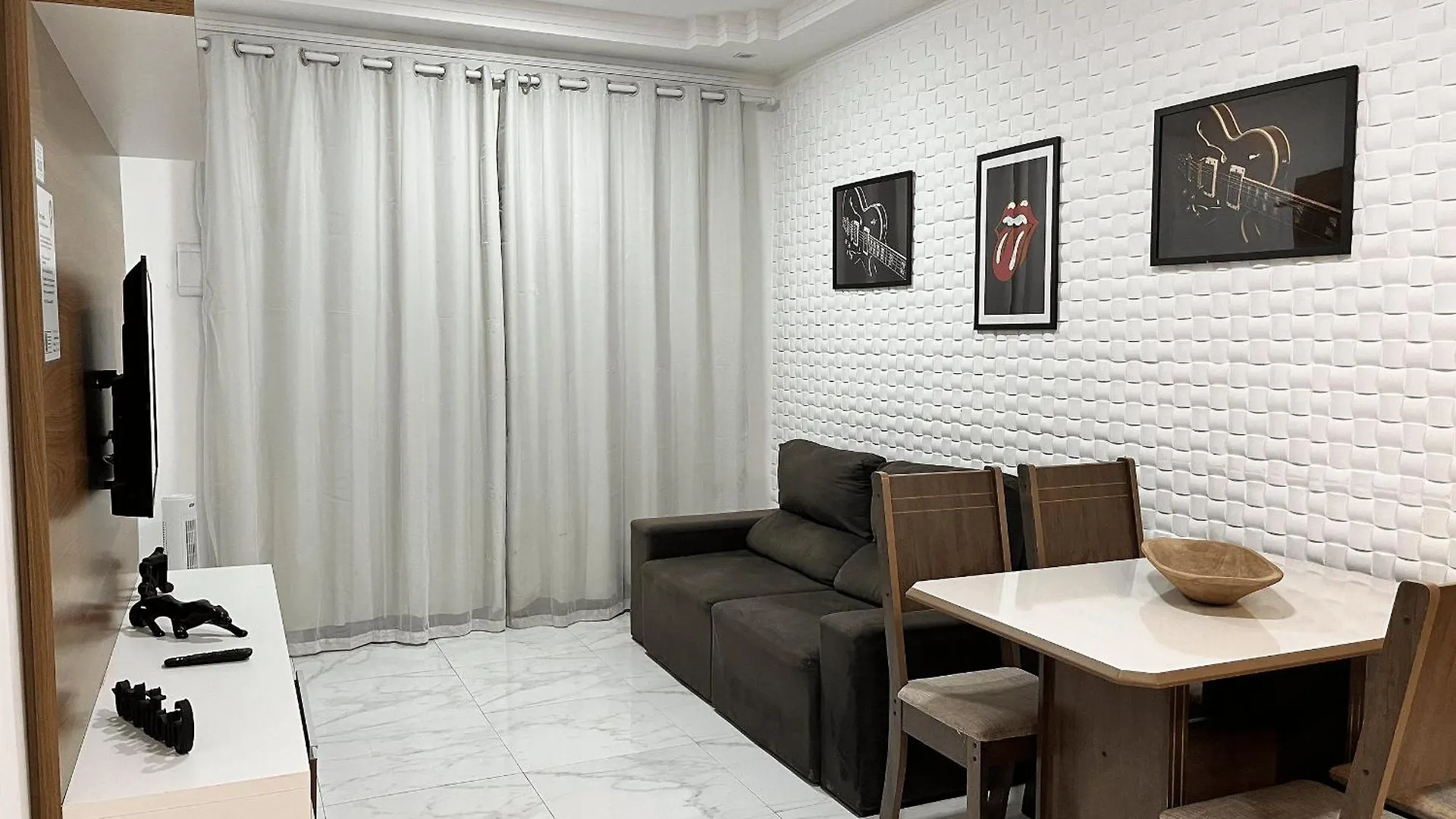 Condominio Com Piscina 500M A Praia De Taperapuan 포르투세구로 아파트