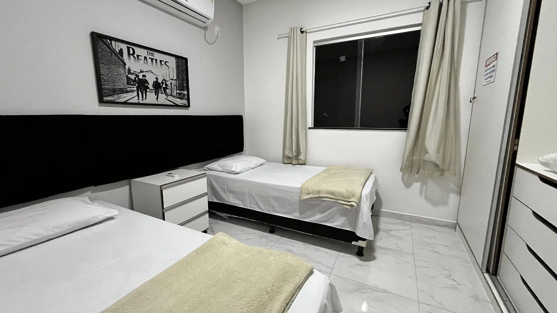 Condominio Com Piscina 500M A Praia De Taperapuan 포르투세구로 0*,  브라질