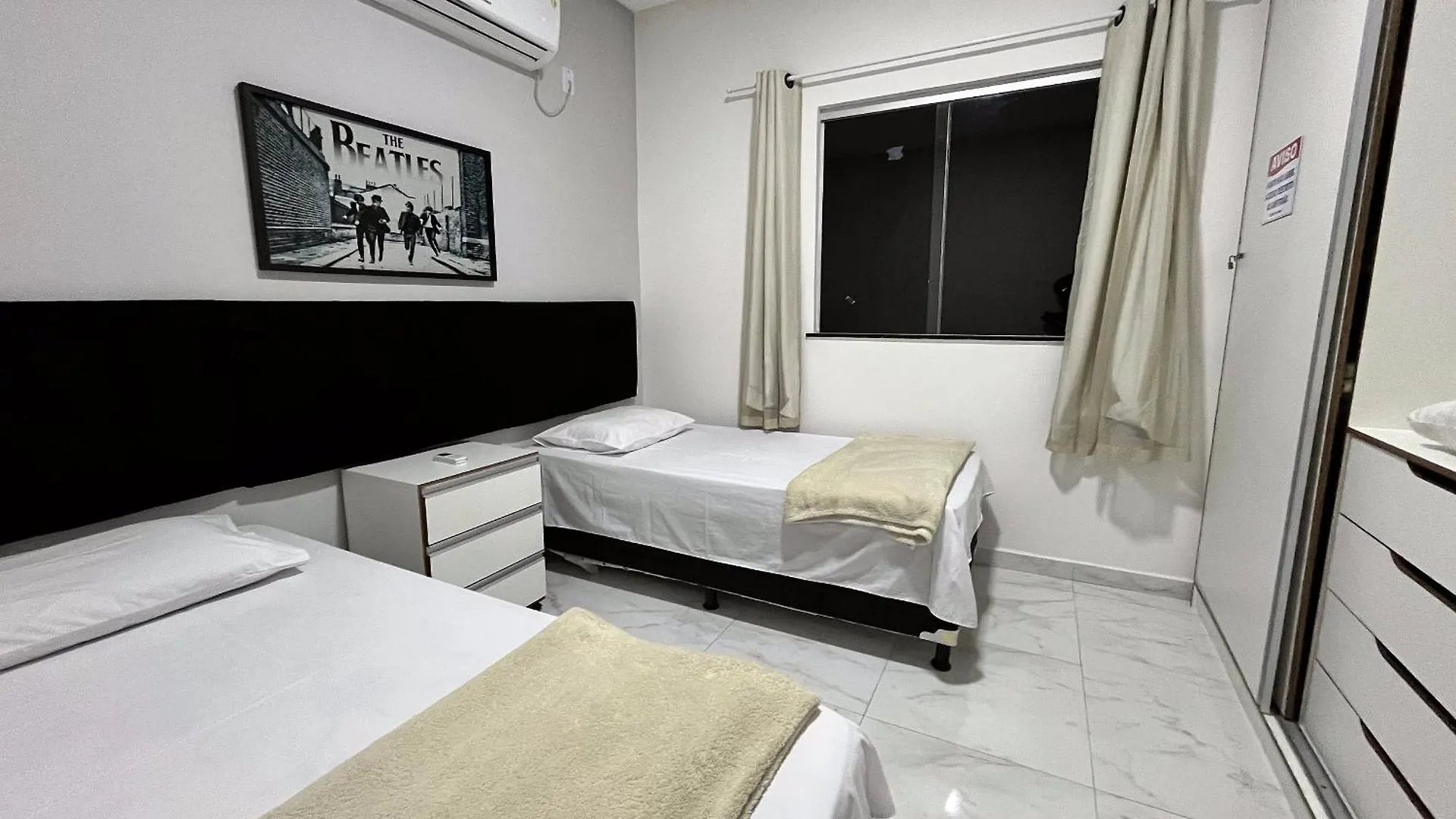 아파트 Condominio Com Piscina 500M A Praia De Taperapuan 포르투세구로