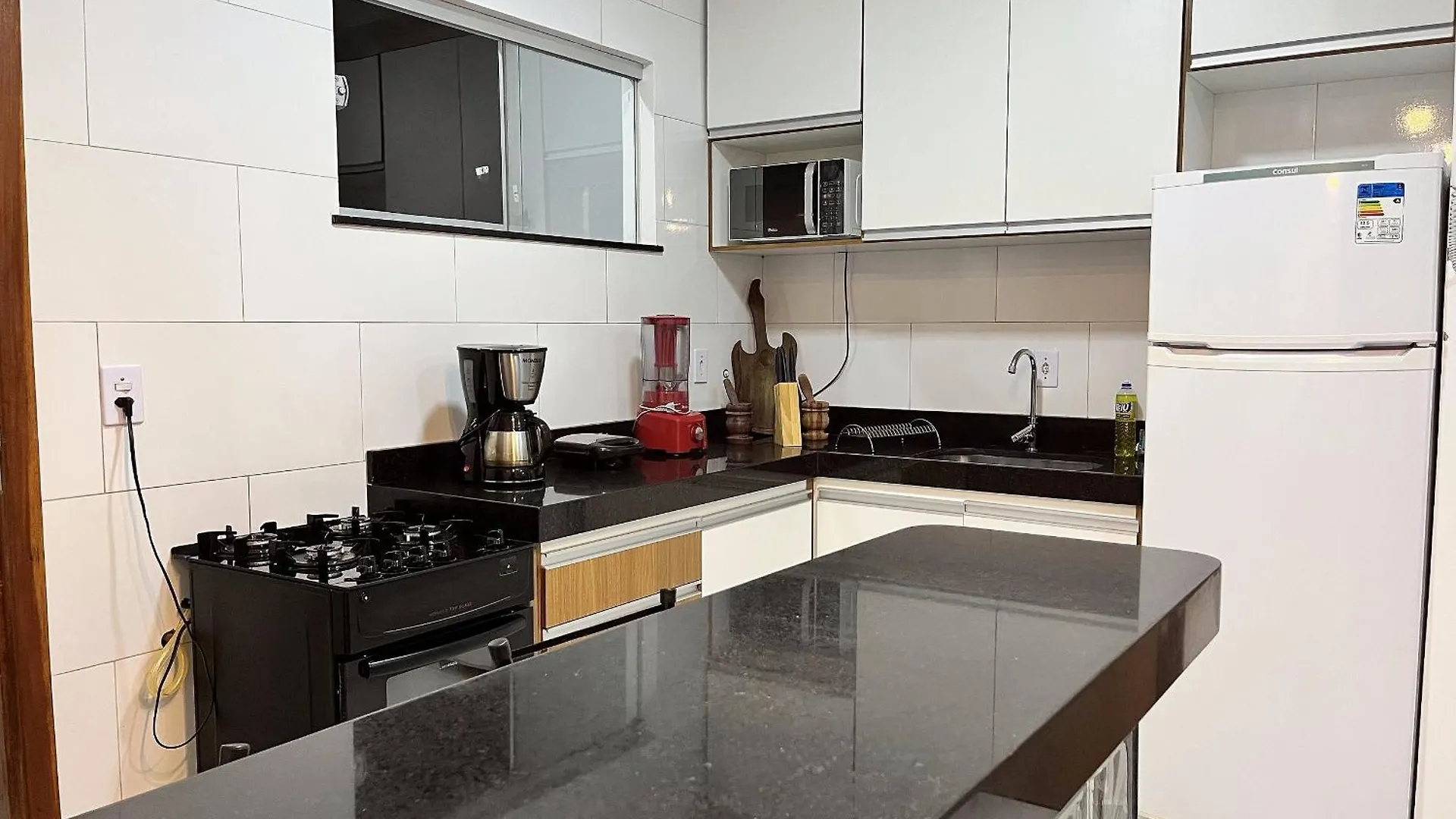 Condominio Com Piscina 500M A Praia De Taperapuan 포르투세구로 아파트